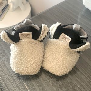 Infant slippers
